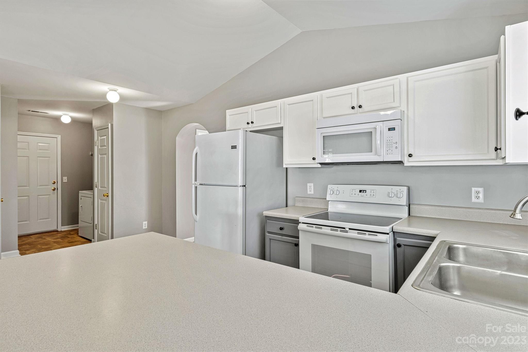 Commodore Peninsula - Residential