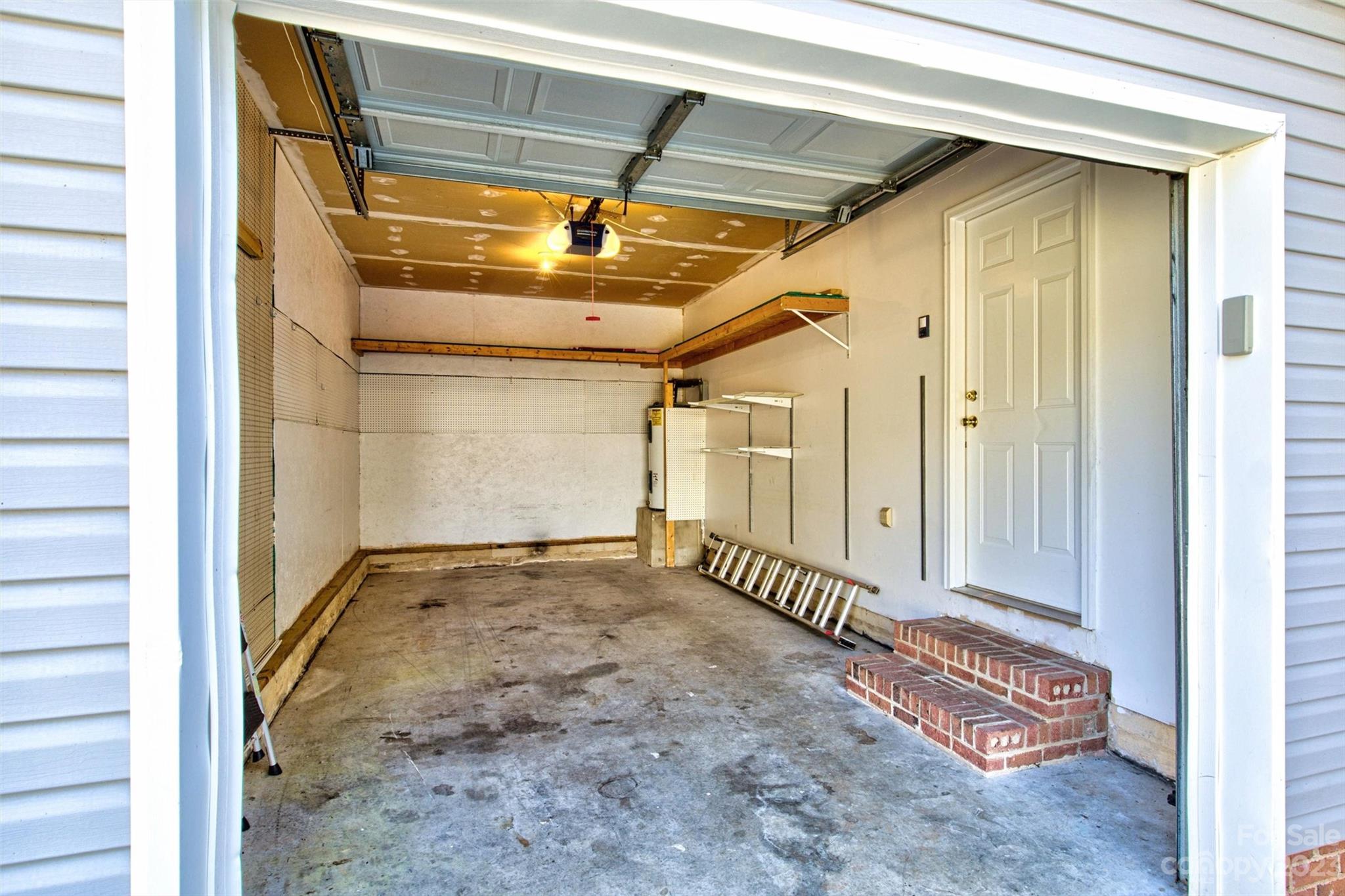 Commodore Peninsula - Residential