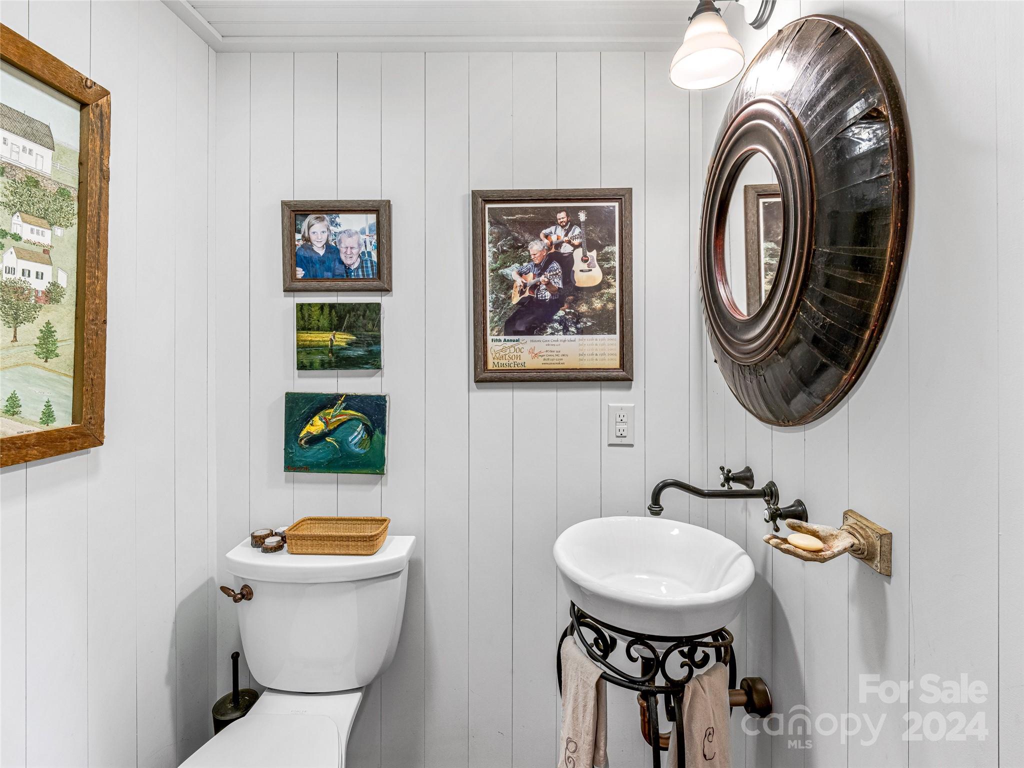 Lake Toxaway Estates - Residential