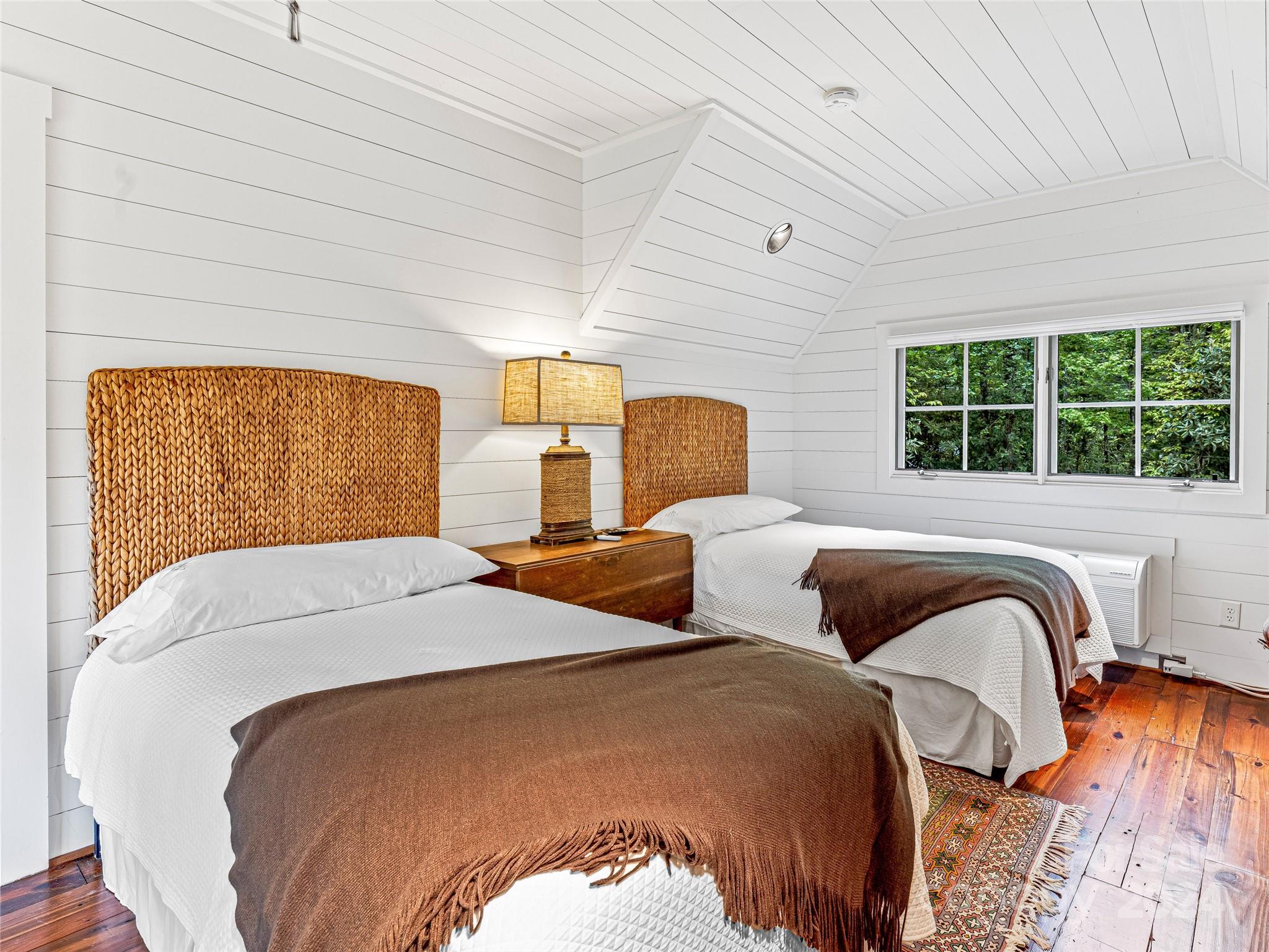 Lake Toxaway Estates - Residential