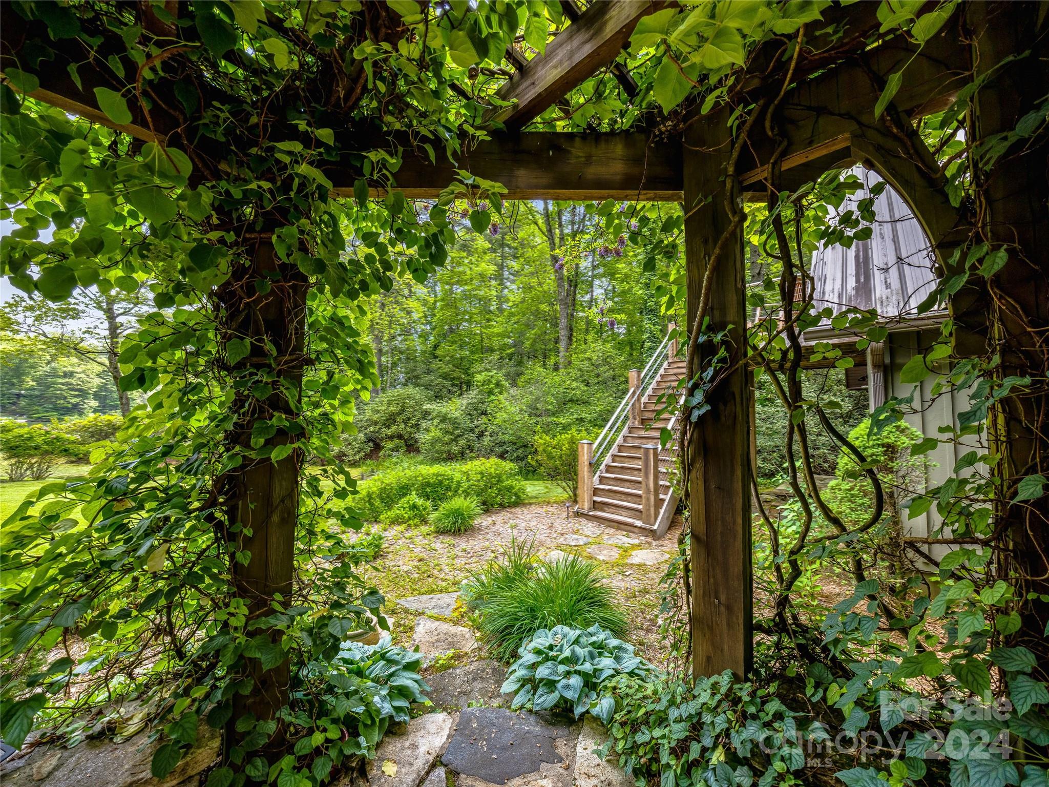 Lake Toxaway Estates - Residential