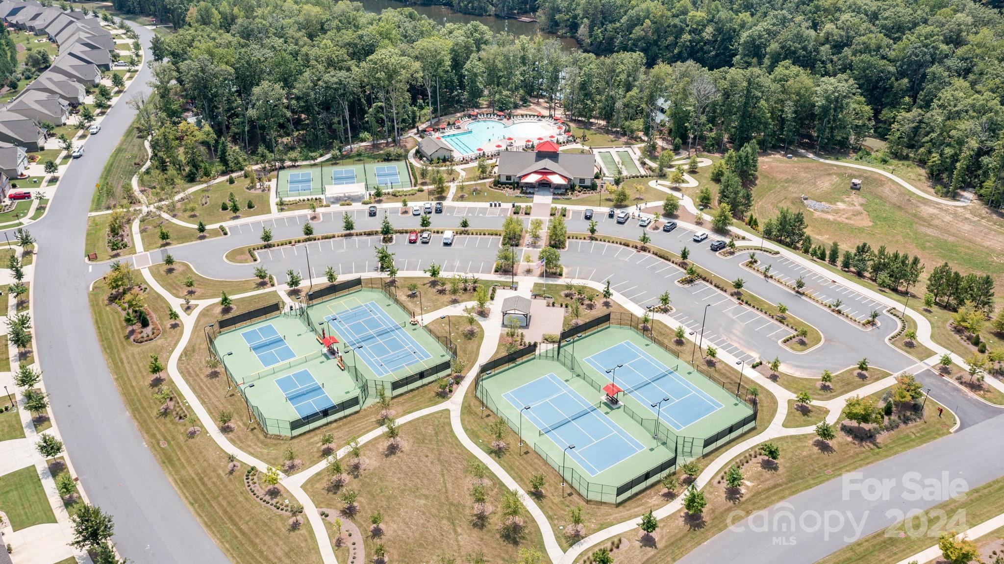 Tree Tops - Residential