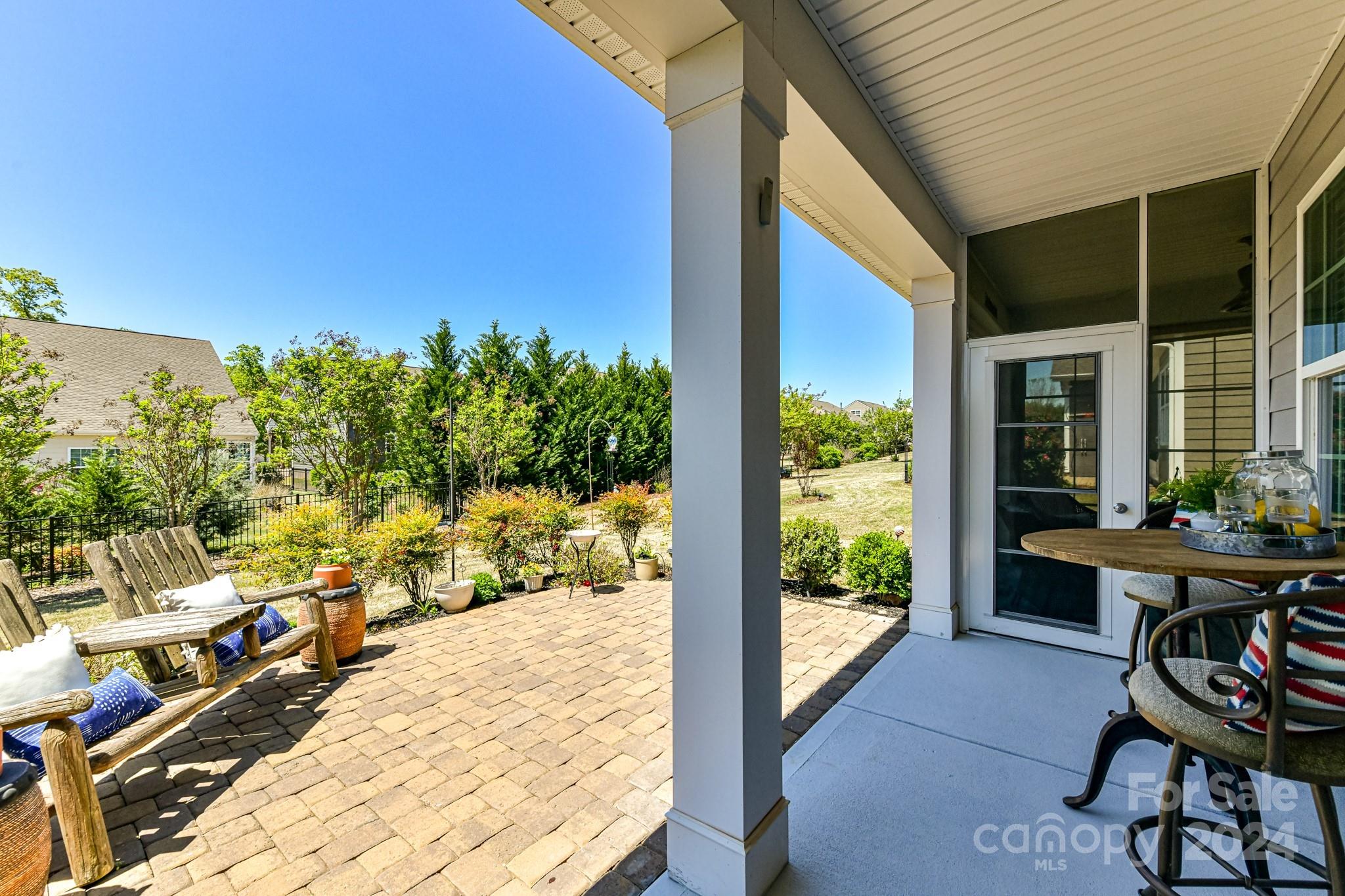 Tree Tops - Residential