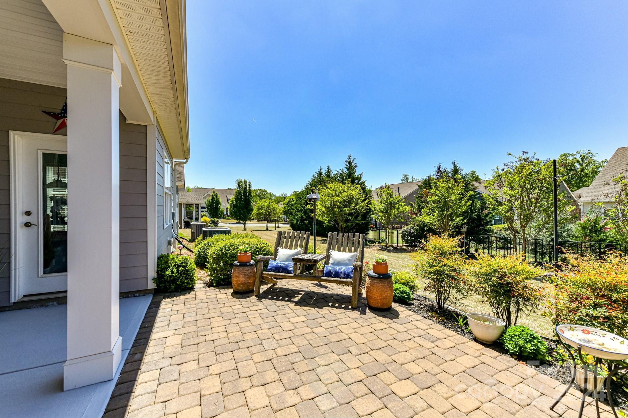 Tree Tops - Residential