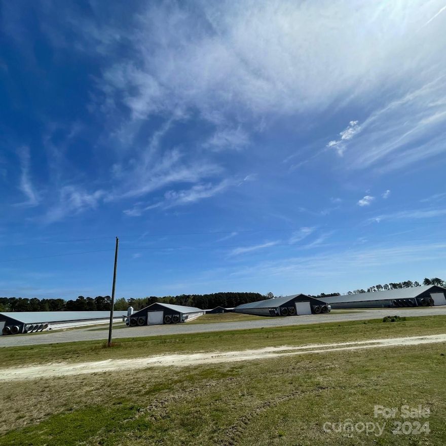 GREAT OPPORTUNITY: THIS 4 X 42X500  BREEDER CHICKEN HOUSE IS A CHICKEN ENTHUSIASTS AND ENTREPRENEURS DREAM COME TRUE.  WITH THE INCREASING DEMAND FOR HIGH-QUALITY HATCHING  EGGS,  THIS FARM  MAINTAINING TOP-NOTCH FACILITIES, IMPLEMENTING EFFICIENT PRODUCTION PRACTICES, AND ENSURING THE WELL-BEING OF  FLOCK OF EGGS,
THROUGH STRATEGIC MARKETING INITIATIVES AND FOSTERING STRONG RELATIONSHIPS WITH SUPPLIERS AND DISTRIBUTORS, THIS FARM WILL DO WELL IN FUTURE OWNER/OWNERS, CURRENT, OWNER HAS CONTRACT WITH WELL-KNOWN INTEGRATOR IN THE AREA,

EQUIPMENT: 2014 MASSEY FERGUSON TRACTOR ( 49 HORSE POWERS), LAWN MOWER AND CHEVROLET PICKUP TRUCK ARE INCLUDED IN THE PURCHASE.