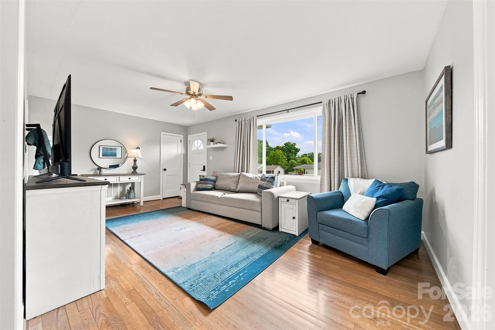 129 33rd Street NW