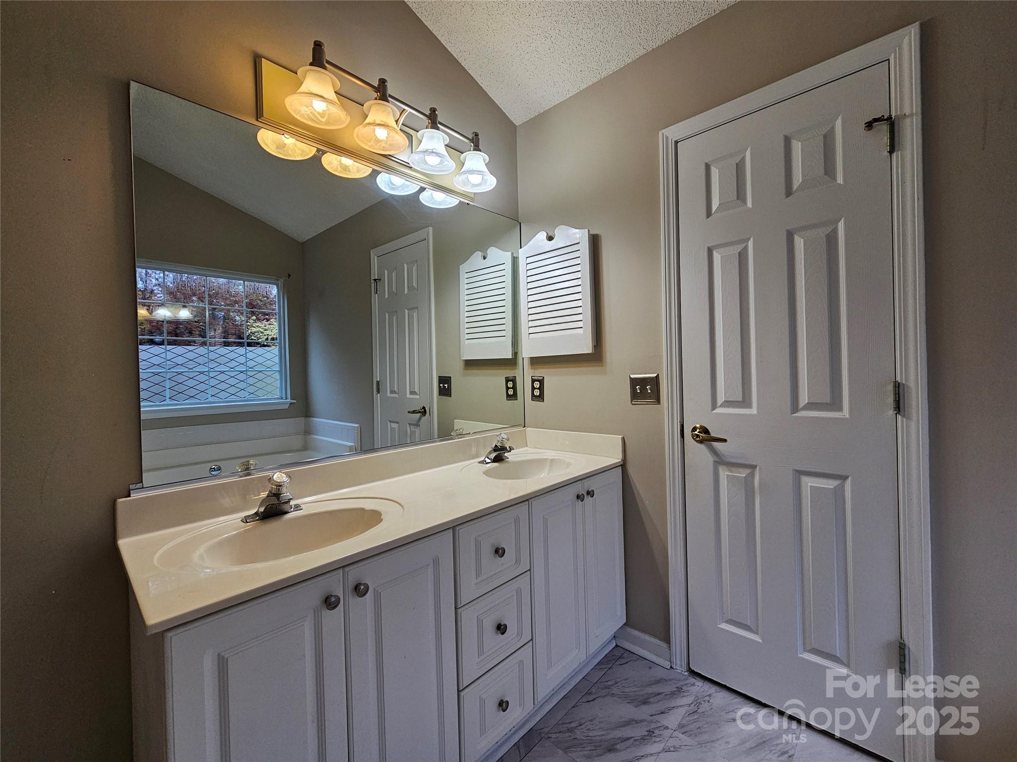 Knightsbridge - Residential Lease