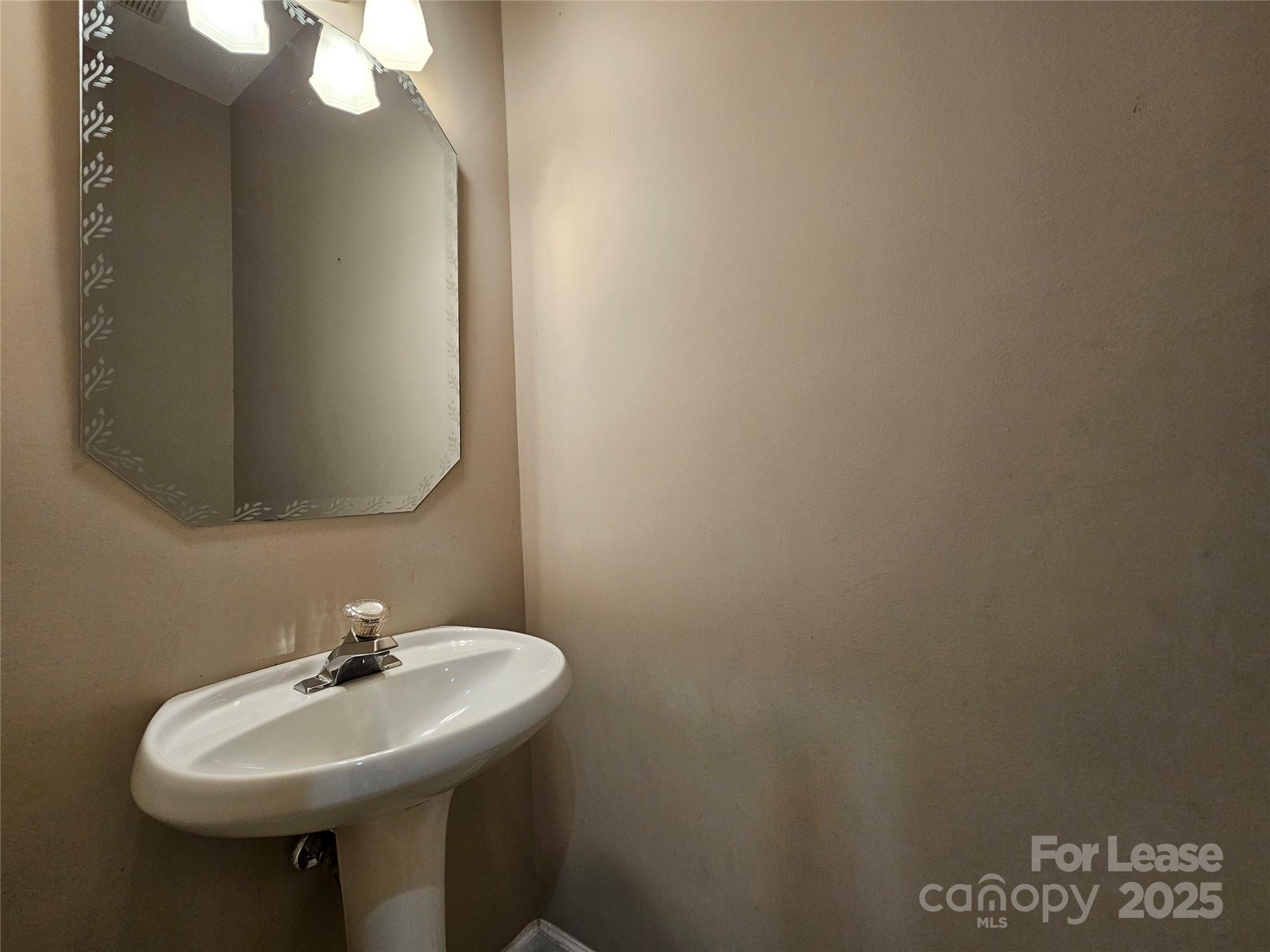 Knightsbridge - Residential Lease