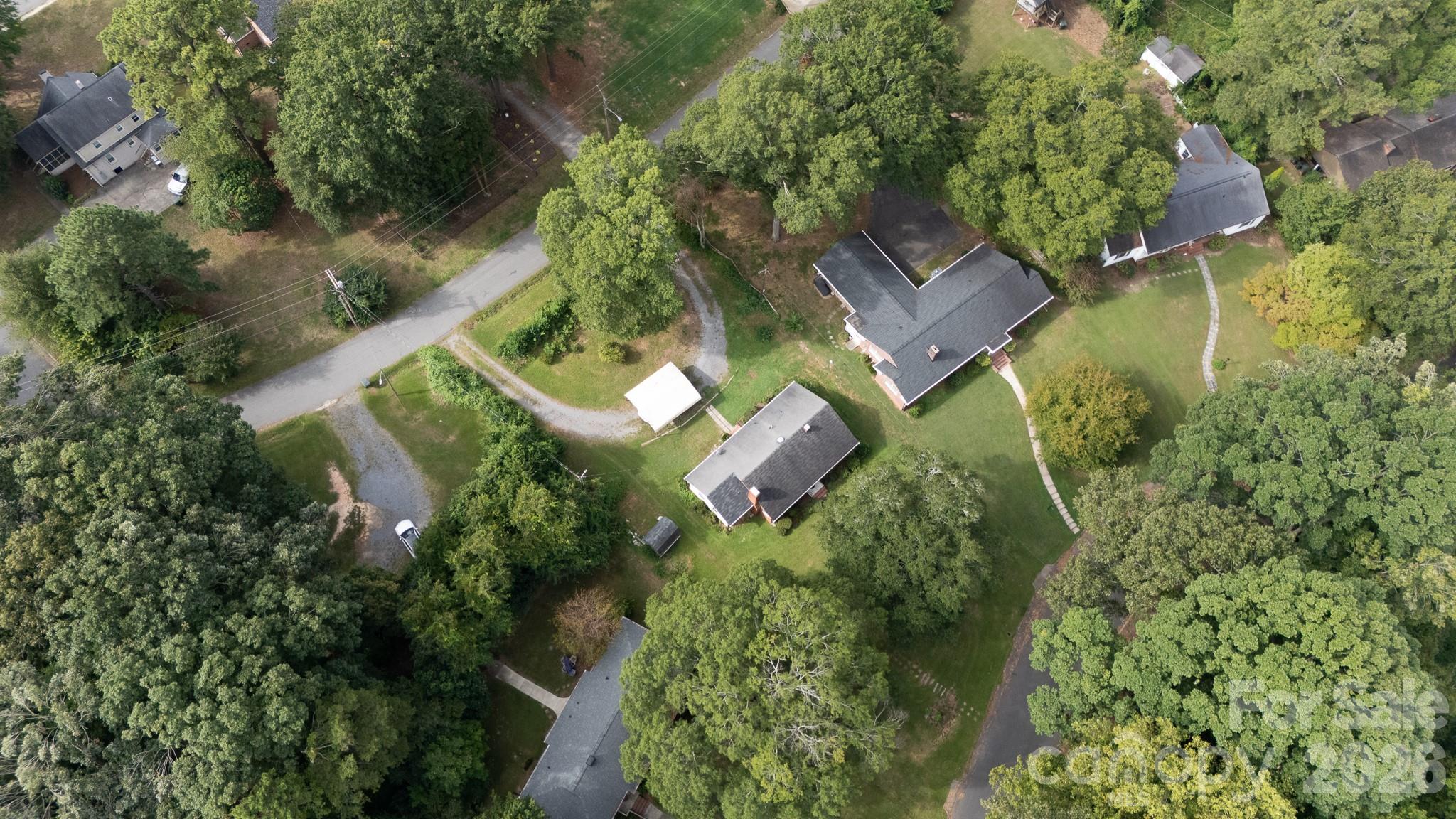 1017 Woodland Drive