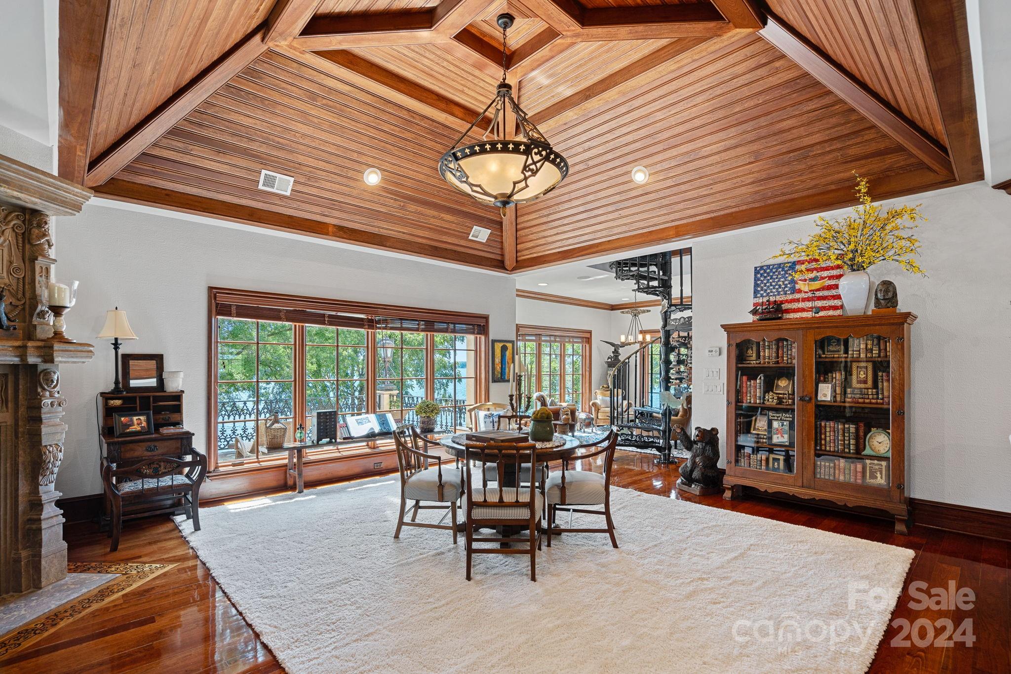 100 Norman Place - Residential