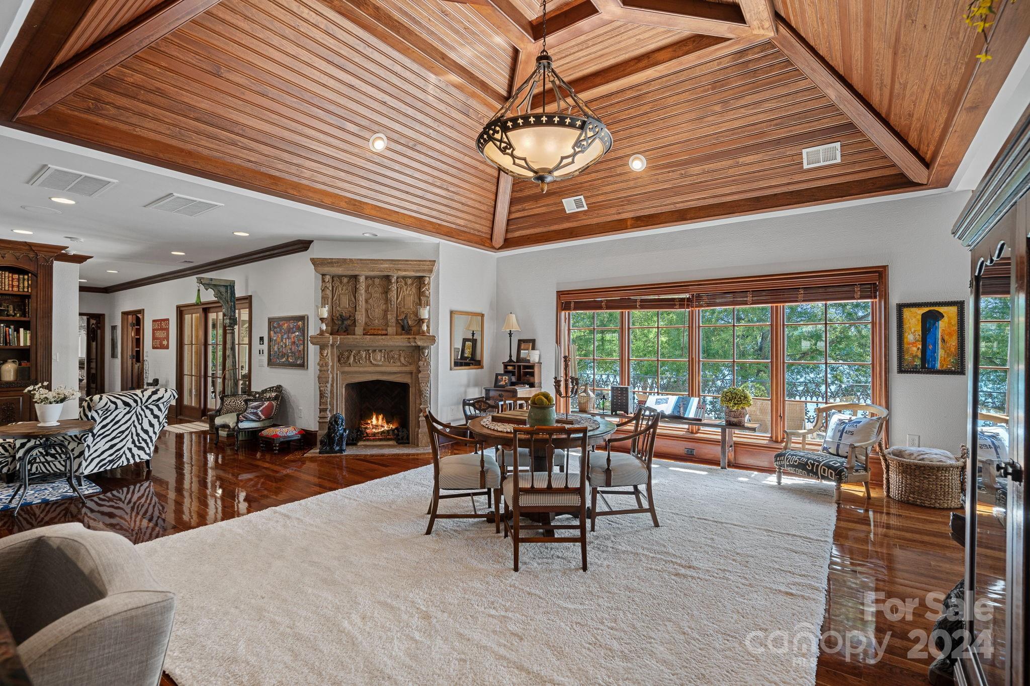 100 Norman Place - Residential