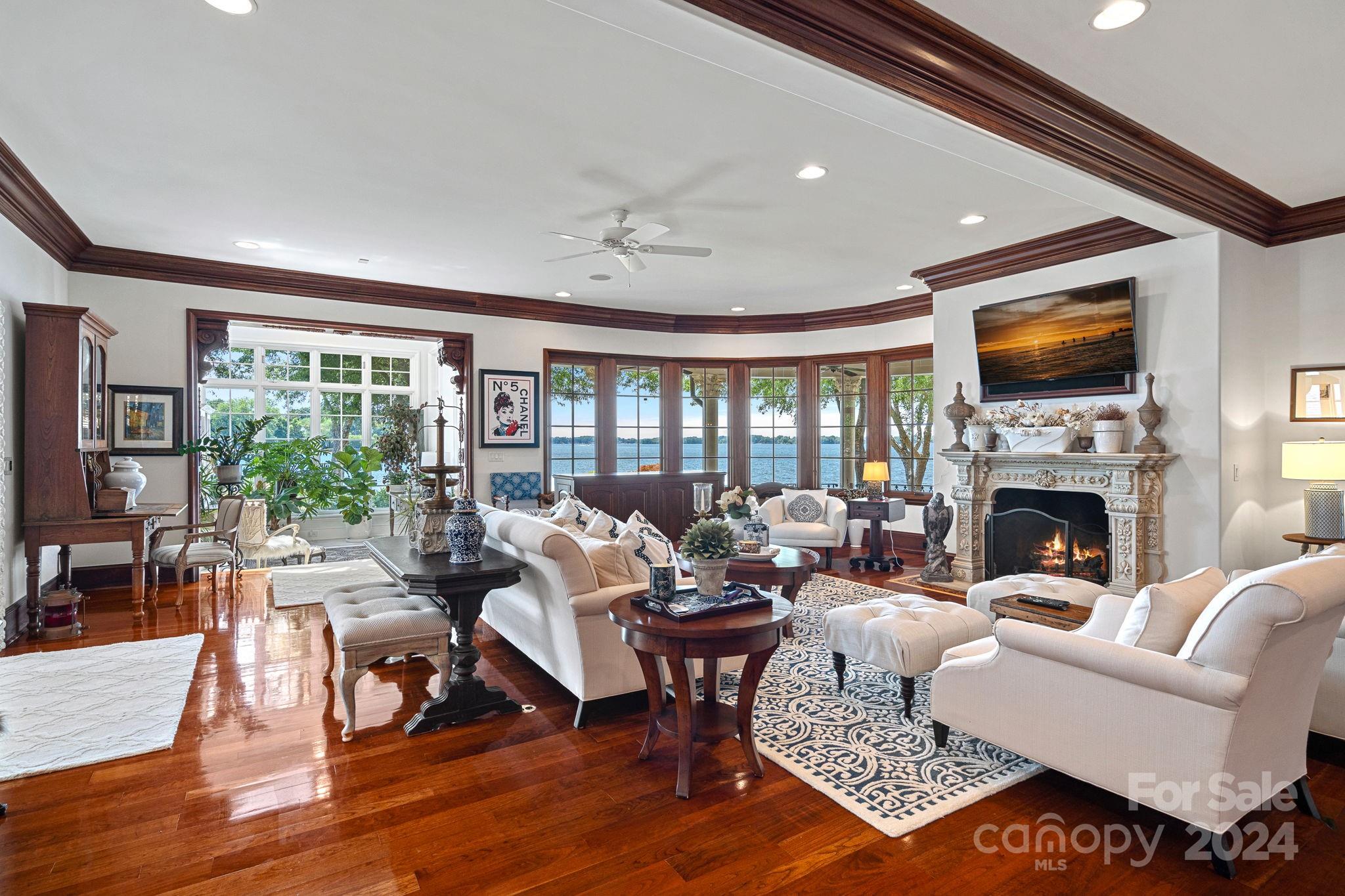 100 Norman Place - Residential