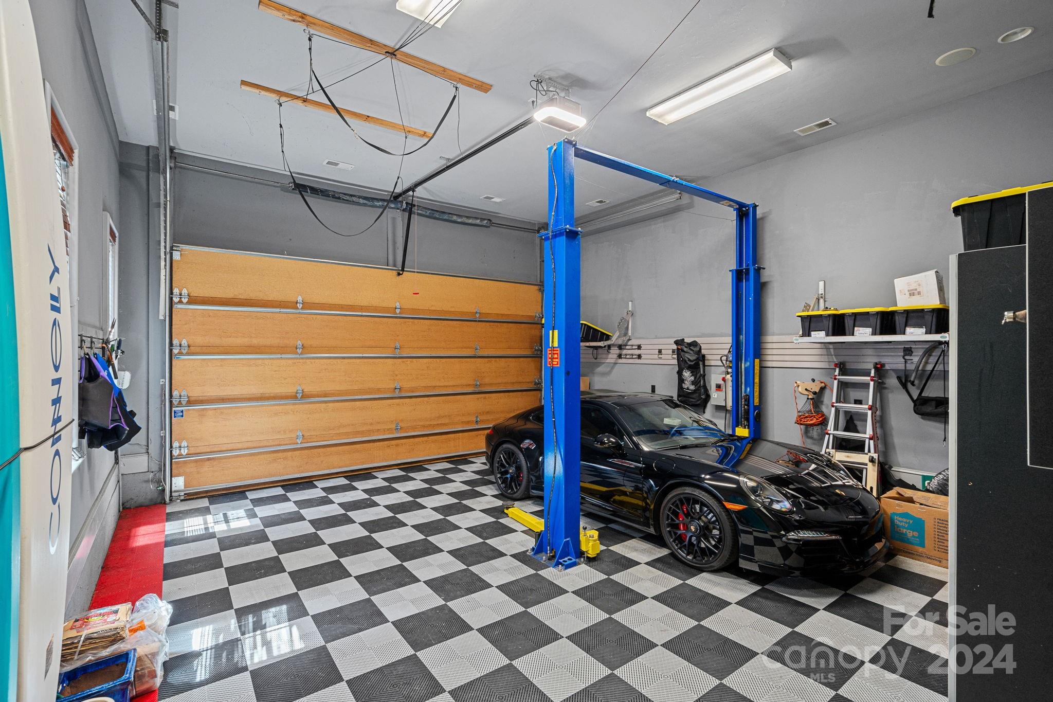 100 Norman Place - Residential