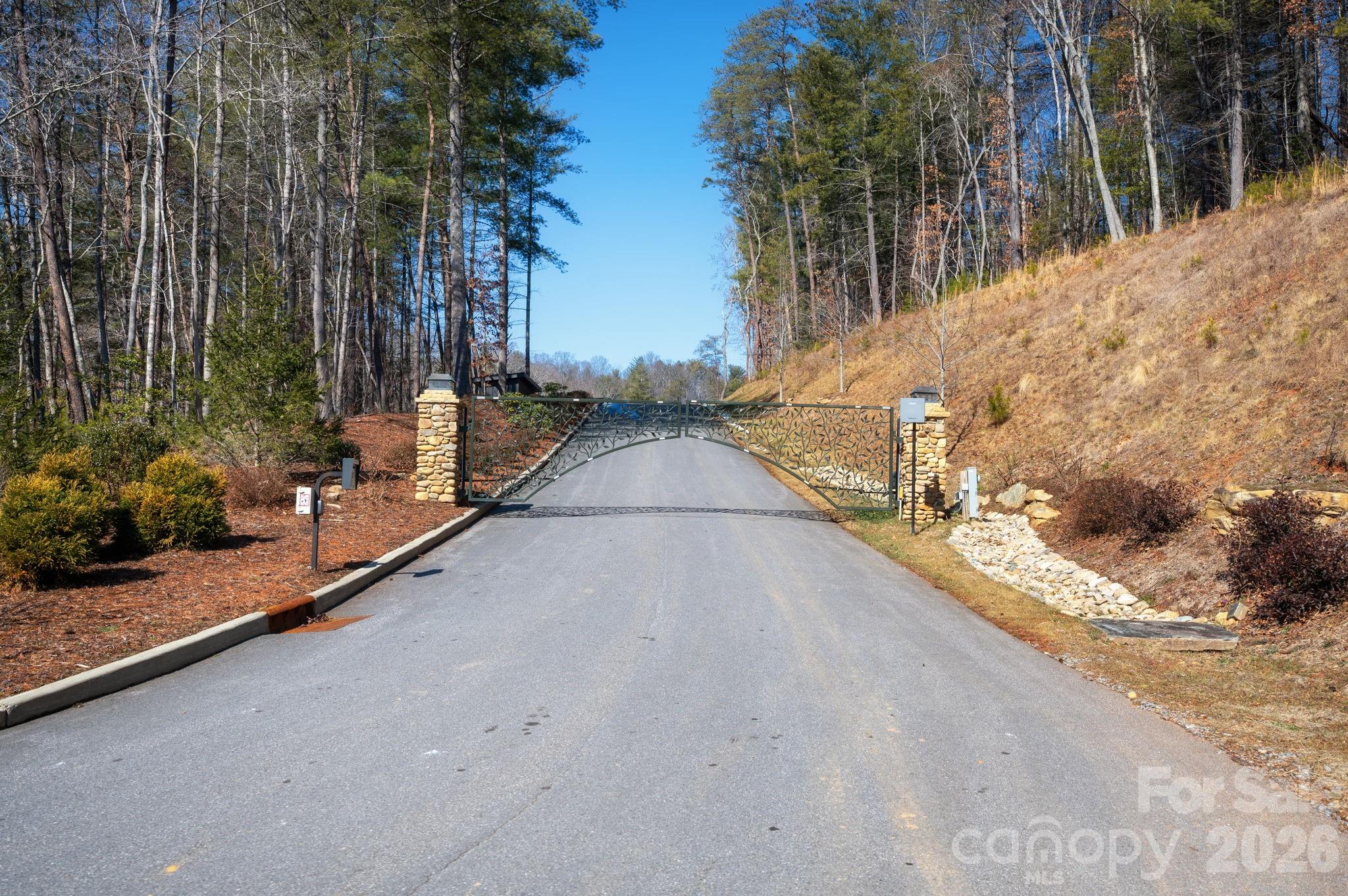 Riverbend Forest - Land