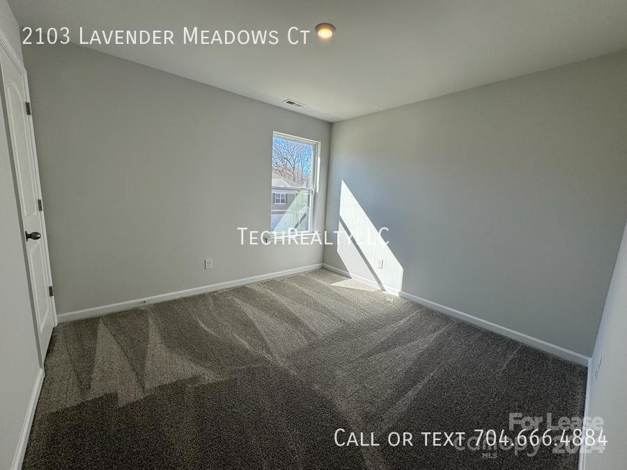 Blue Sky Meadows - Residential Lease