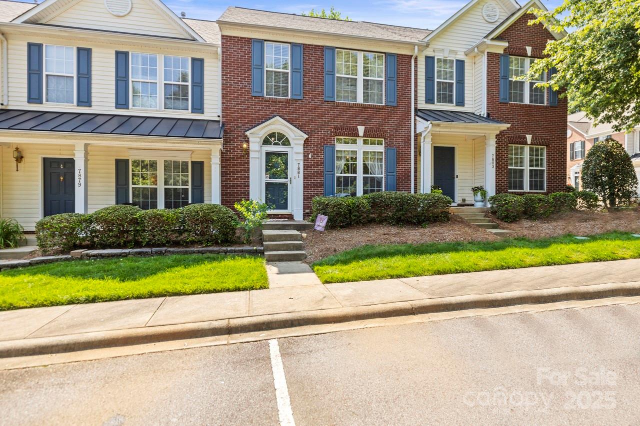 7881 Mariners Pointe Circle