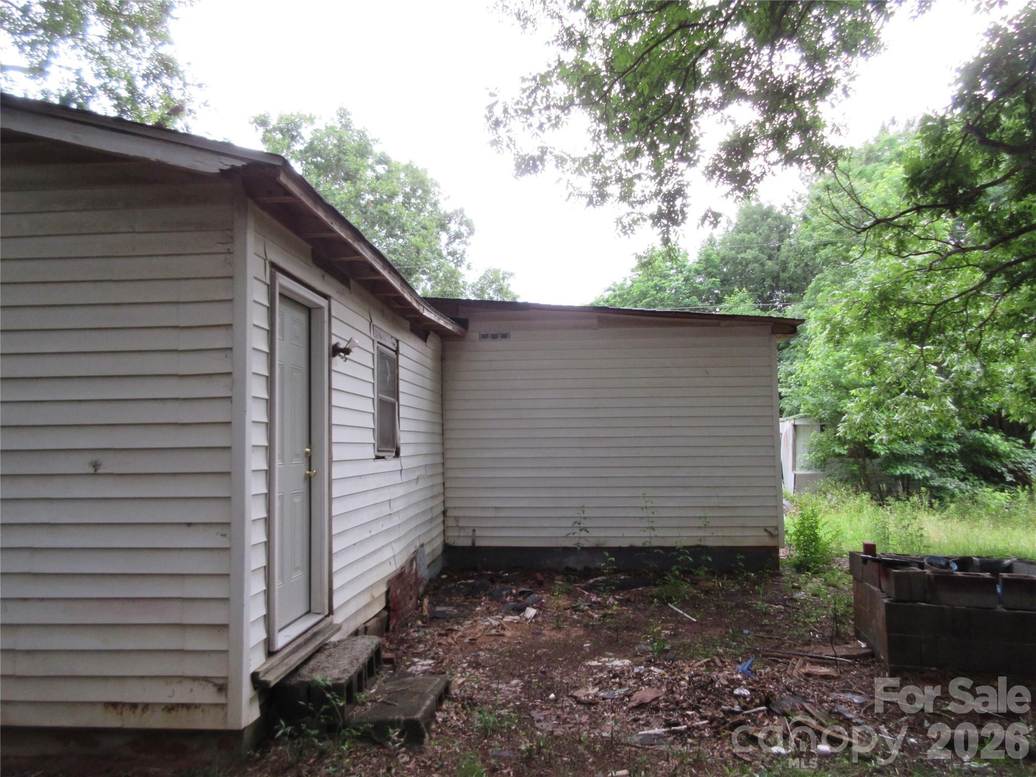 114 Shady Lane