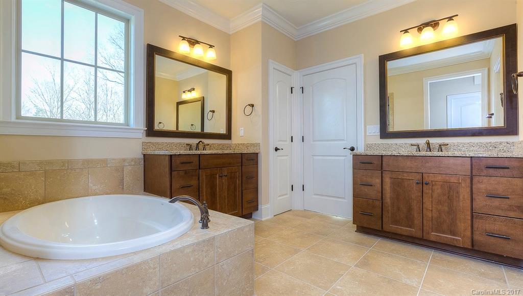 The Manors at Lake Ridge - Residential