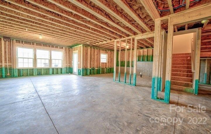 Elizabeth - Residential