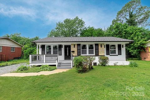 4914 Ridgeley Drive Charlotte NC 28208