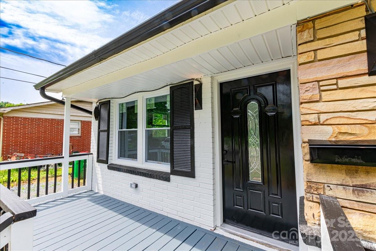 4914 Ridgeley Drive