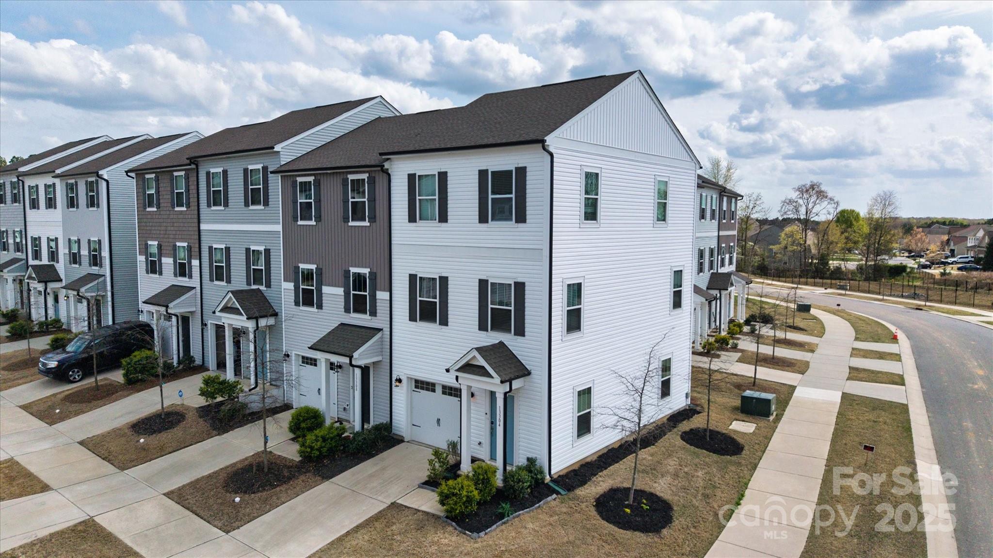 13304 Porter Creek Road