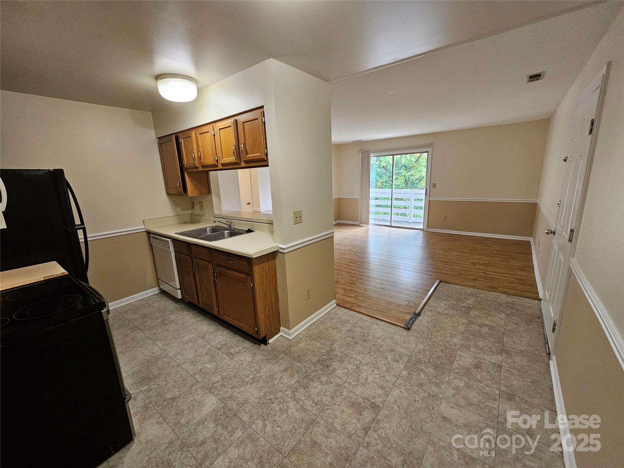 Colville Garden Condos - Residential Lease