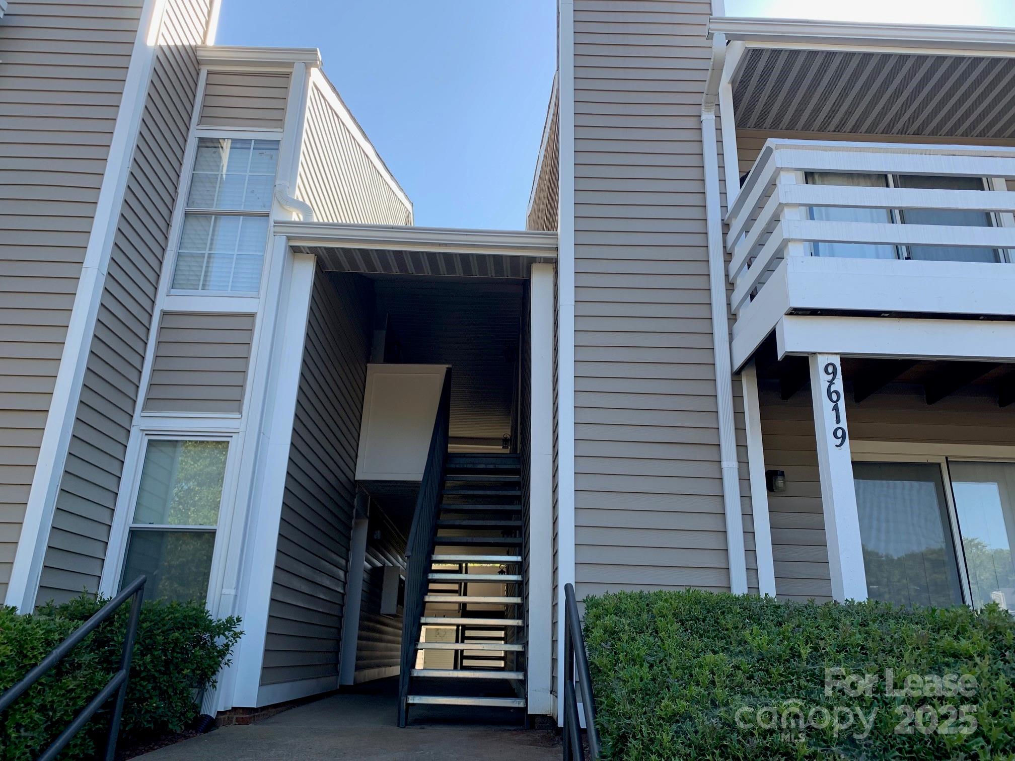 Colville Garden Condos - Residential Lease