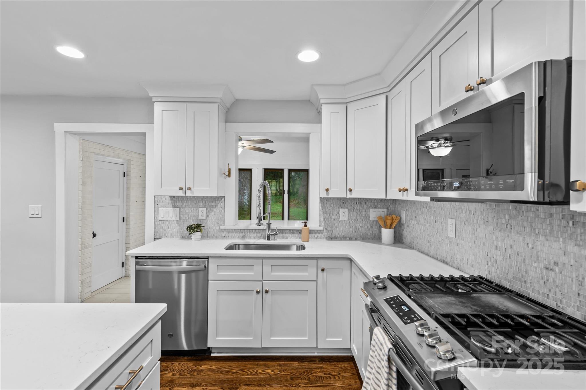 Amity Gardens - Residential