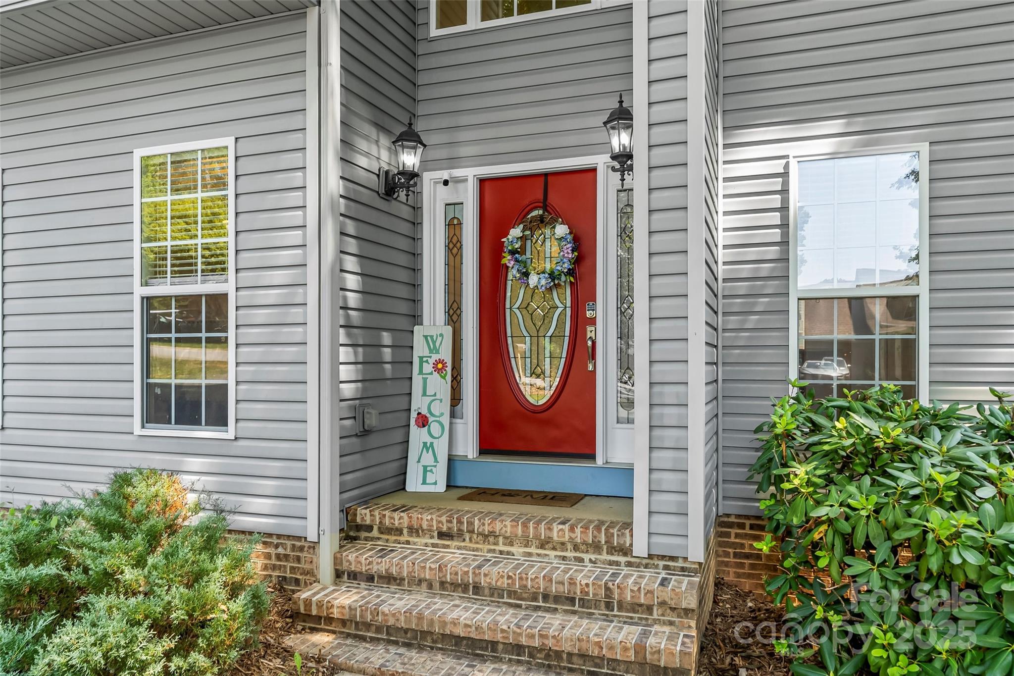 31 Helen Holcombe Way