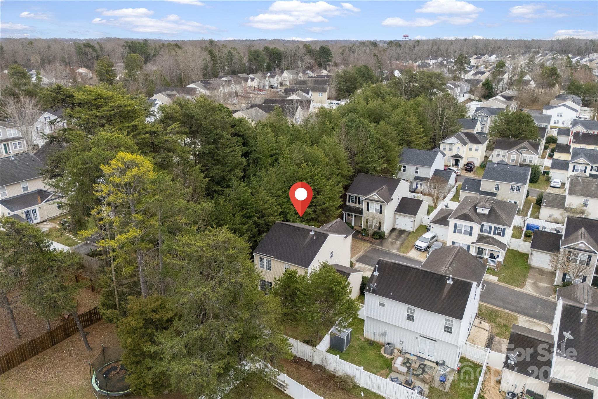 8633 Sawleaf Court