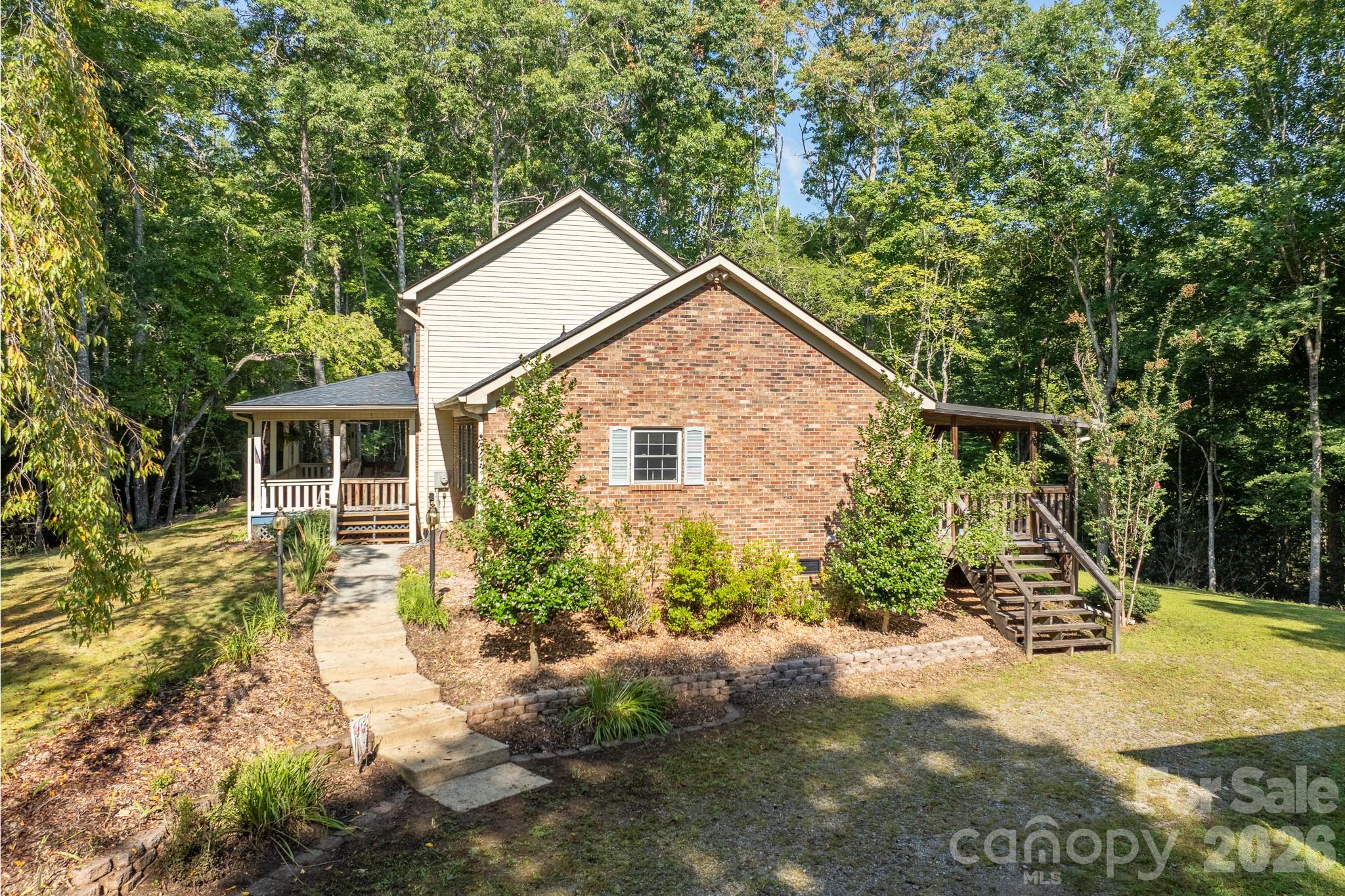 1886 Tanasee Gap Road