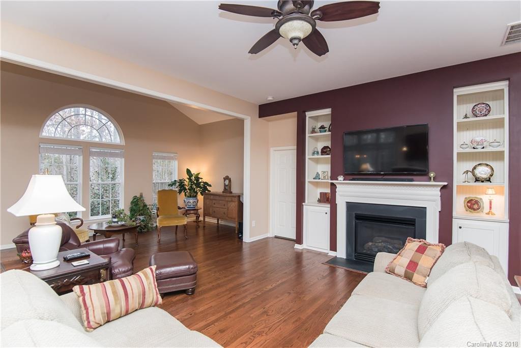 Glen Laurel - Residential