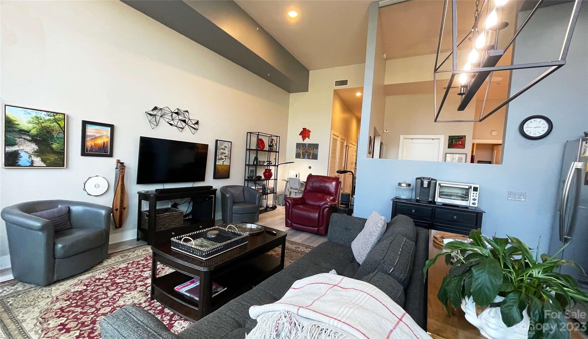 60 North Market - Residential