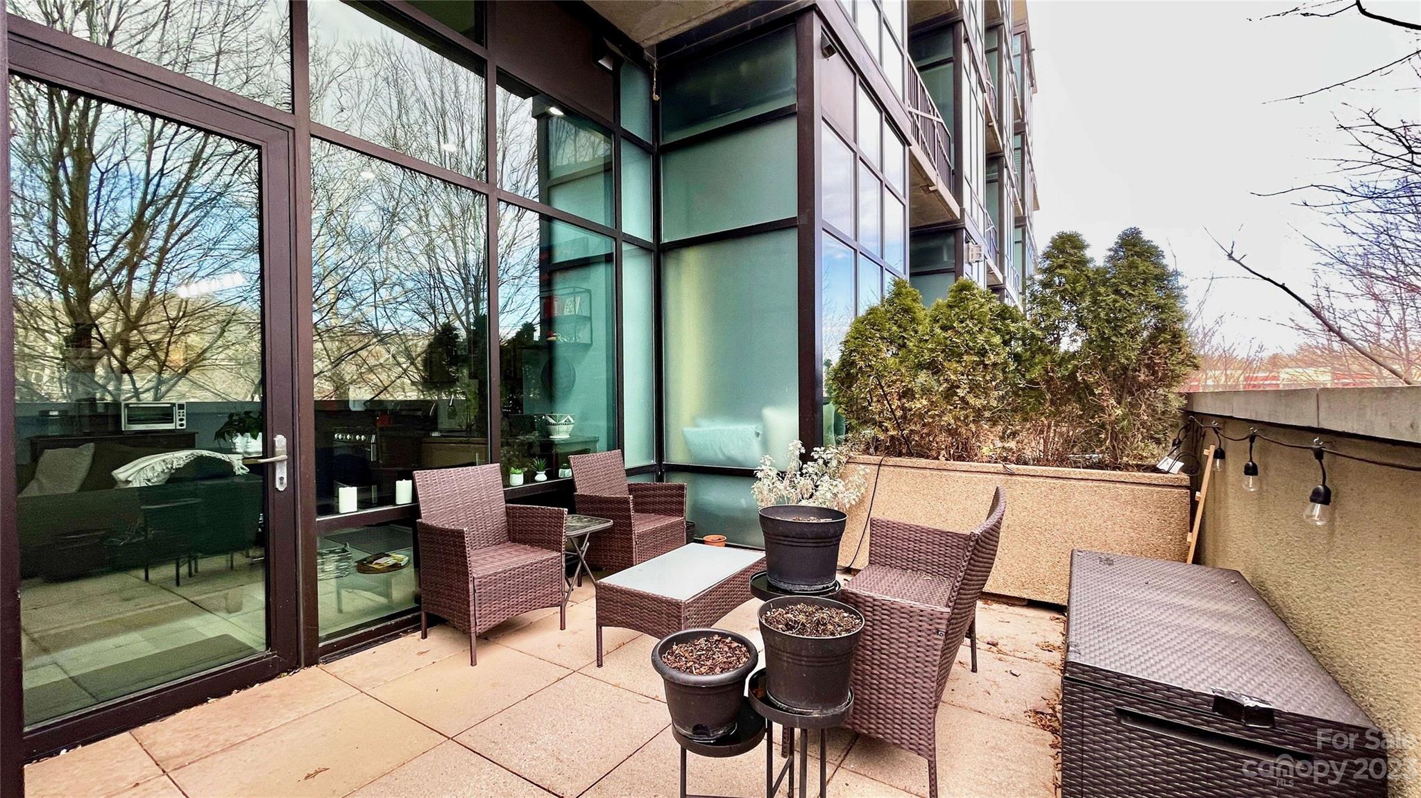 60 North Market - Residential