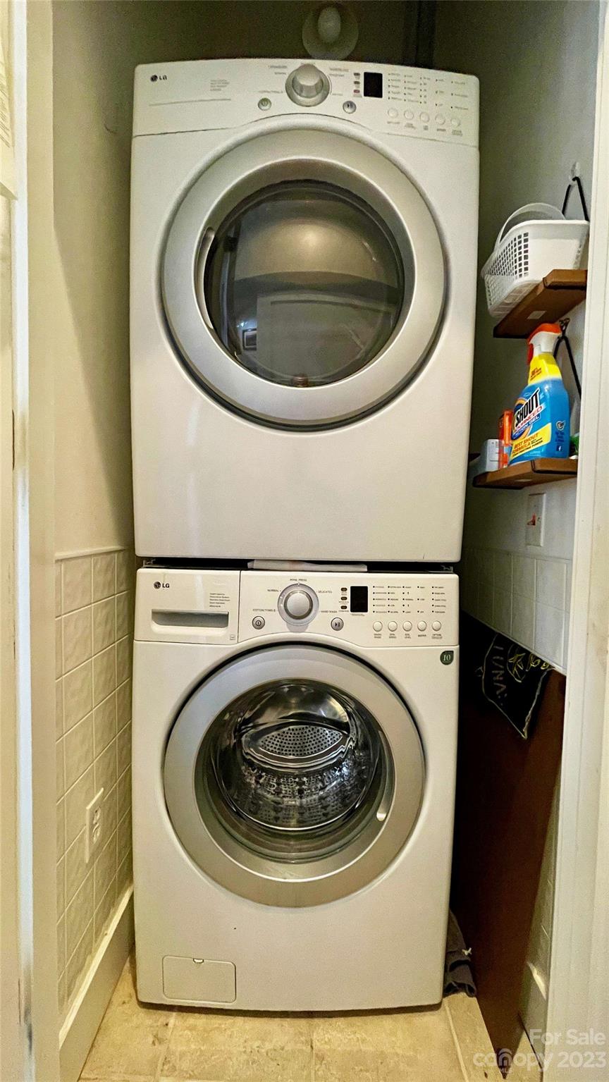 60 North Market - Residential