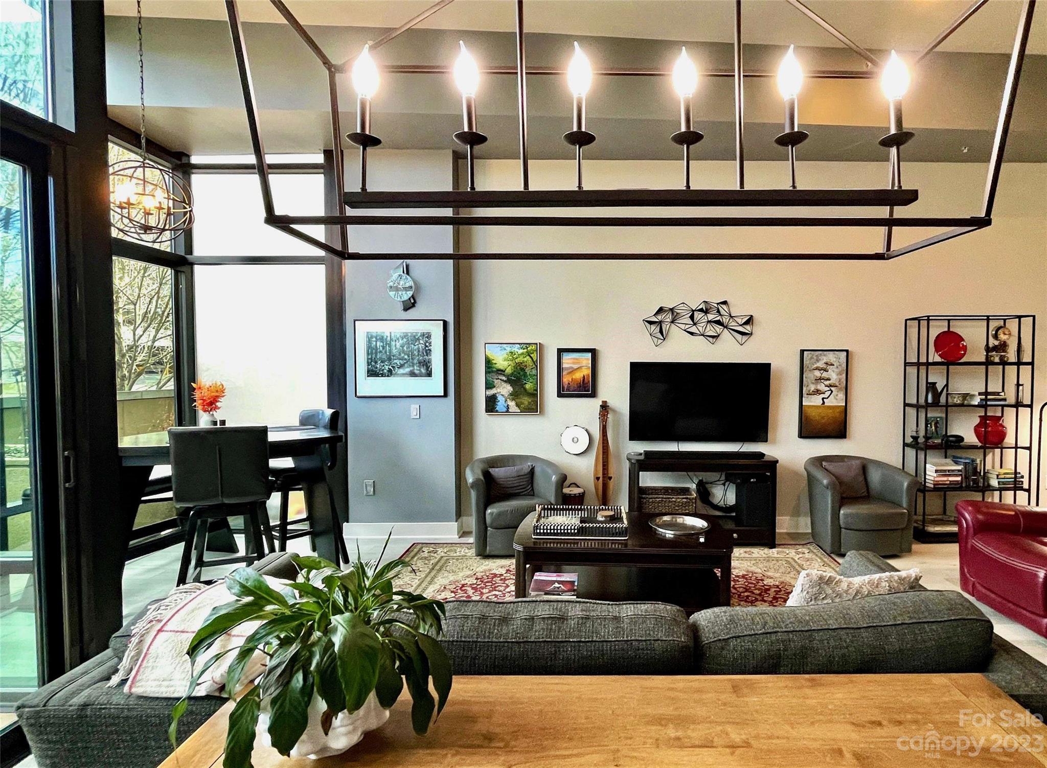 60 North Market - Residential