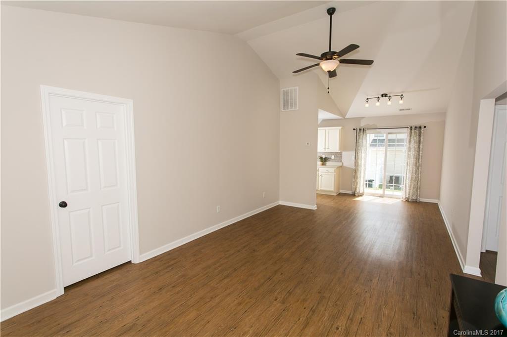 Steele Meadows - Residential