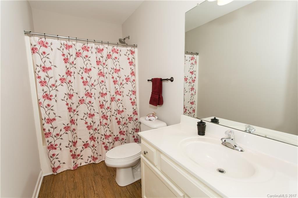 Steele Meadows - Residential