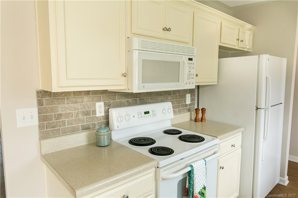 Steele Meadows - Residential