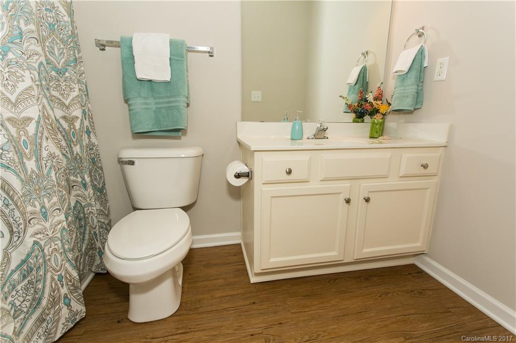 Steele Meadows - Residential