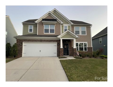 Photo of 15115 Oleander Drive, Charlotte, NC 28278 (MLS # 4316409) Photo of 15115 Oleander Drive, Charlotte, NC 28278 (MLS # 4316409)