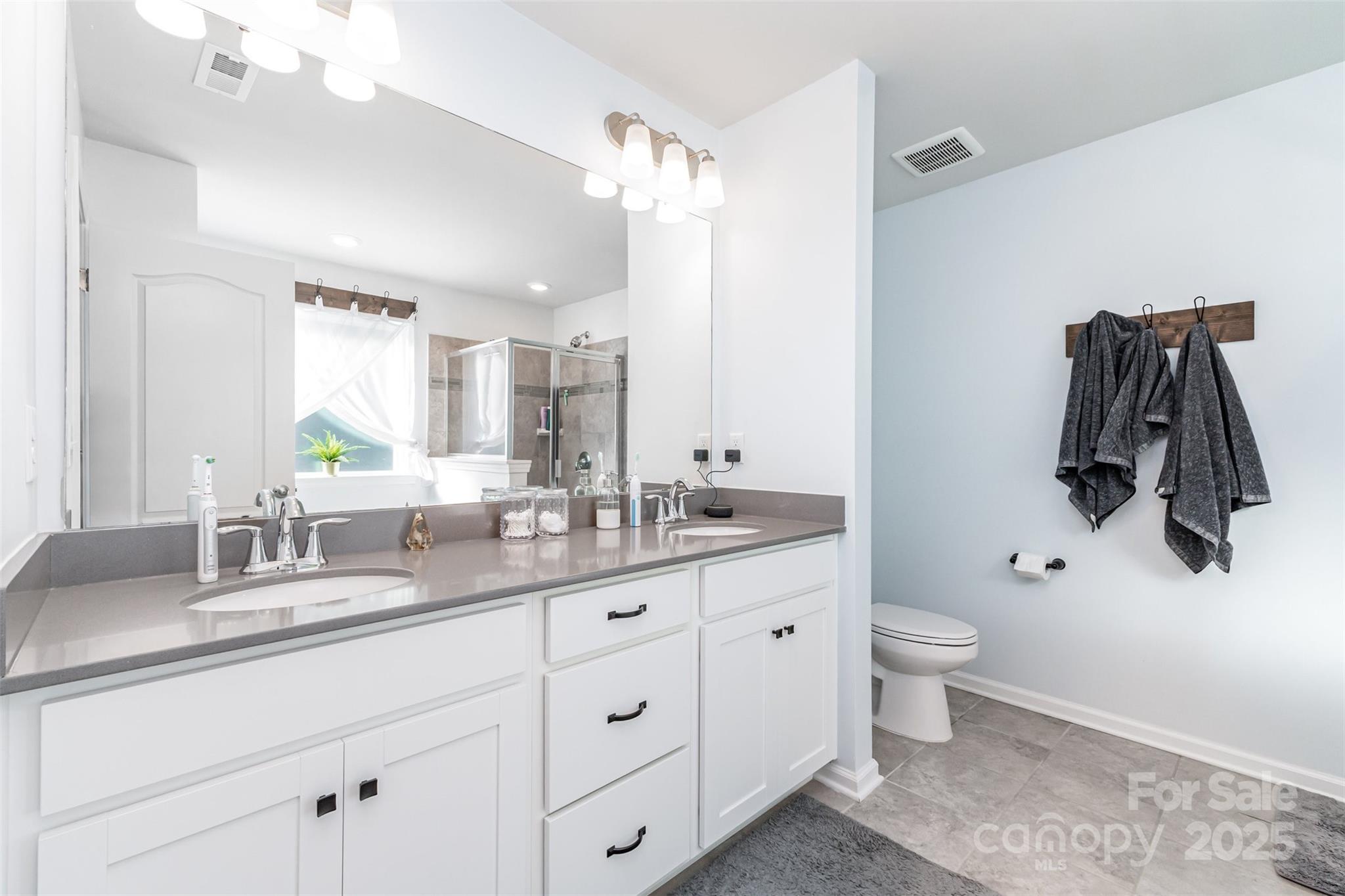 The Palisades - Residential