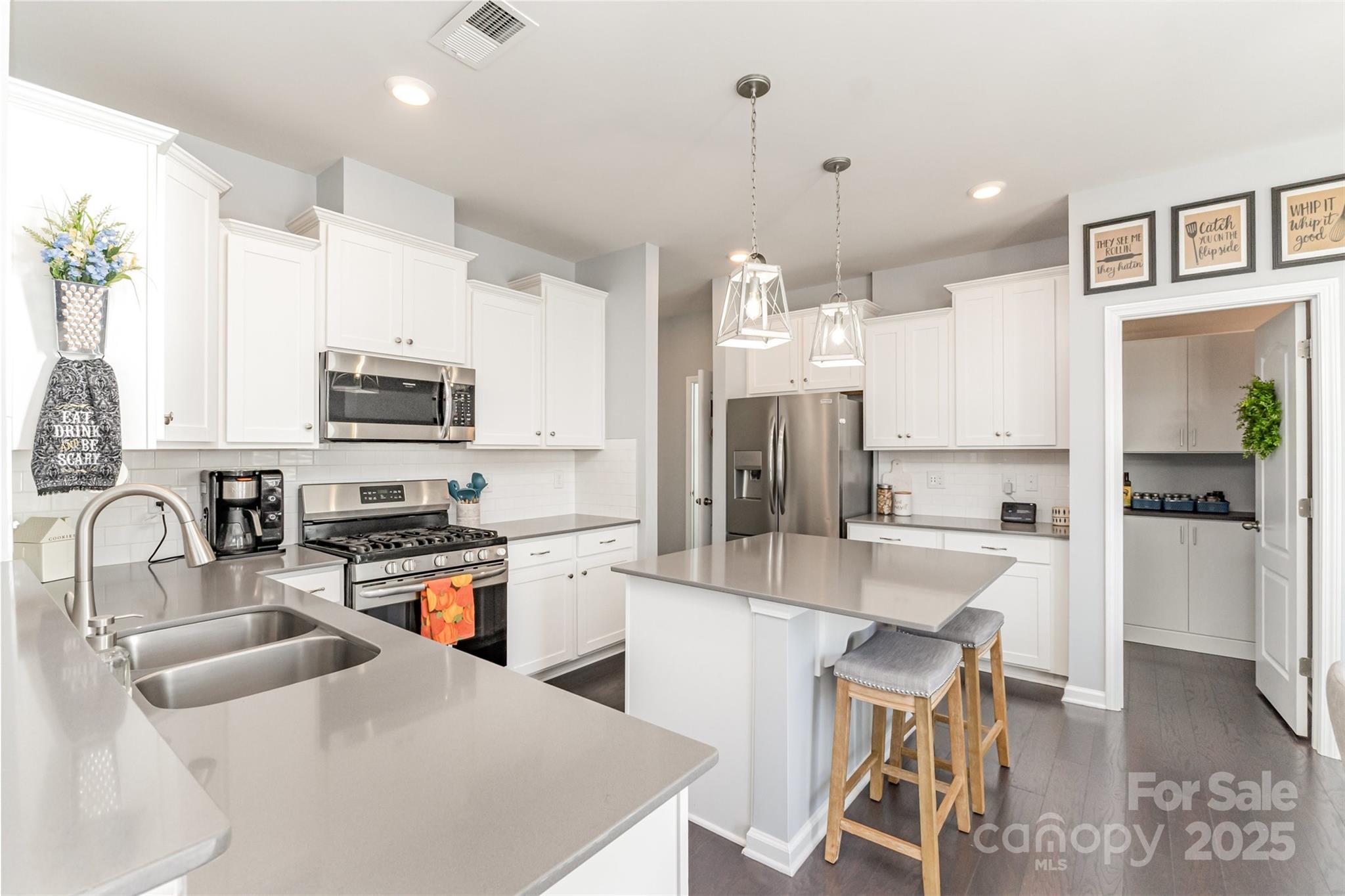 The Palisades - Residential