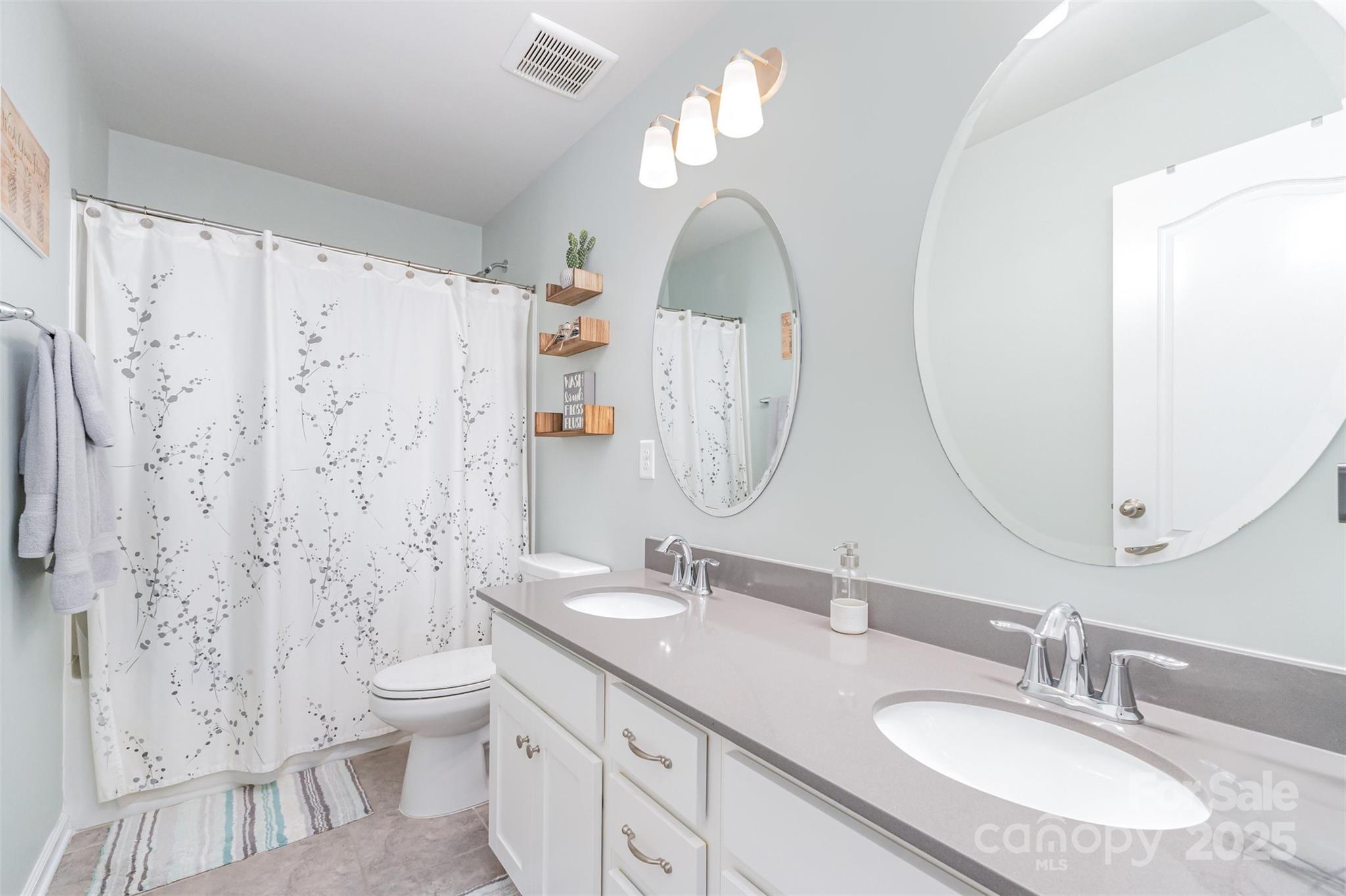 The Palisades - Residential