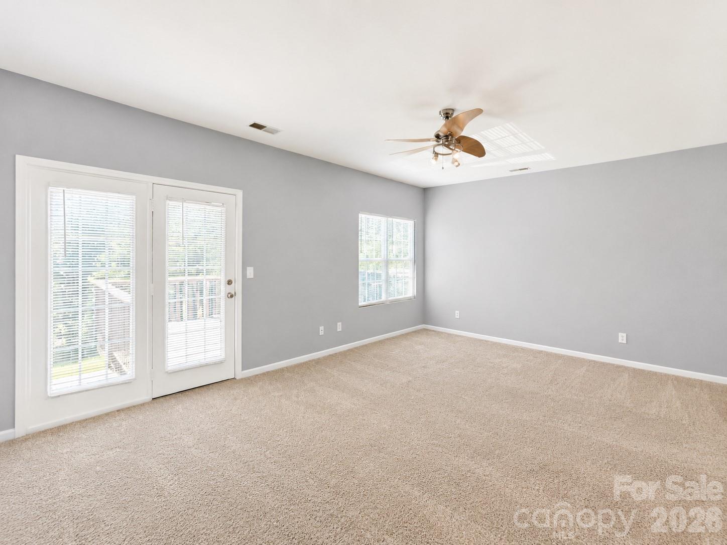 9815 Treeside Lane