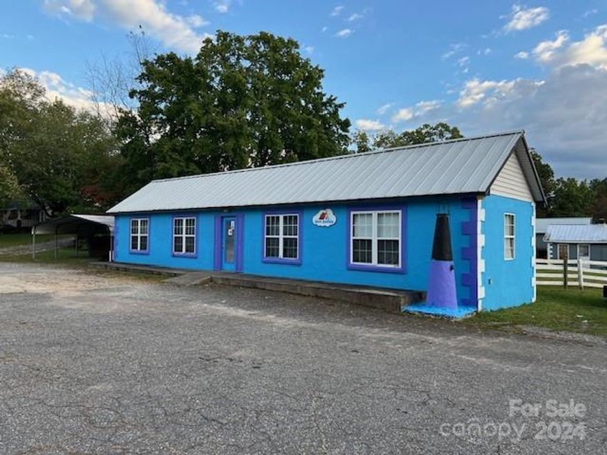 Located on the corner of Hwy 70 and Dysartsville RD. This property has excellent road frontage on both sides. Has been used as a boat storage and repair shop. A Roofing Company is leasing the front building at the moment. Lease needs to be honored by a new buyer. The garage area and fenced in area could be leased for additional income. The 4 bay garage and fenced in area is not subject to a lease at this time. Would be a great location for any business. The additional storage sheds and carport will also transfer with the property. The front building has had some updates within the last few years including a new heat pump.
* Owner may consider owner financing with a large down payment *