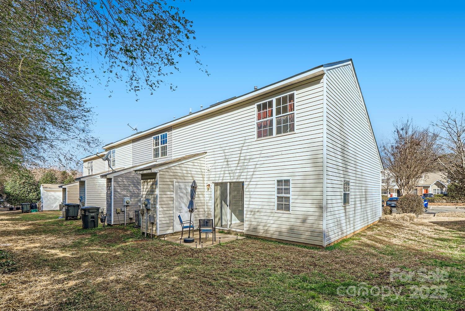 The Landing at Hickory Grove - Residential