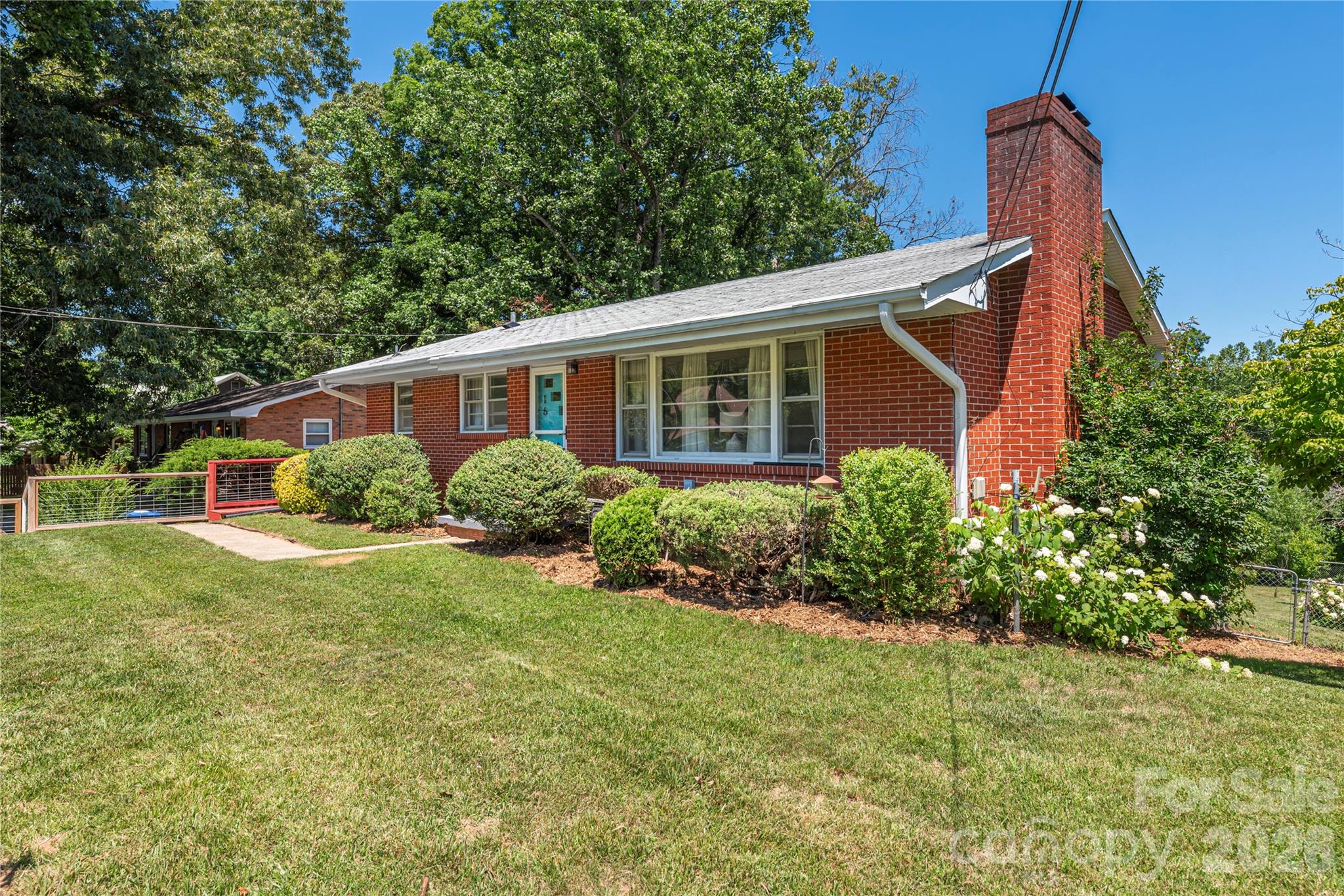 16 Oteen Church Road