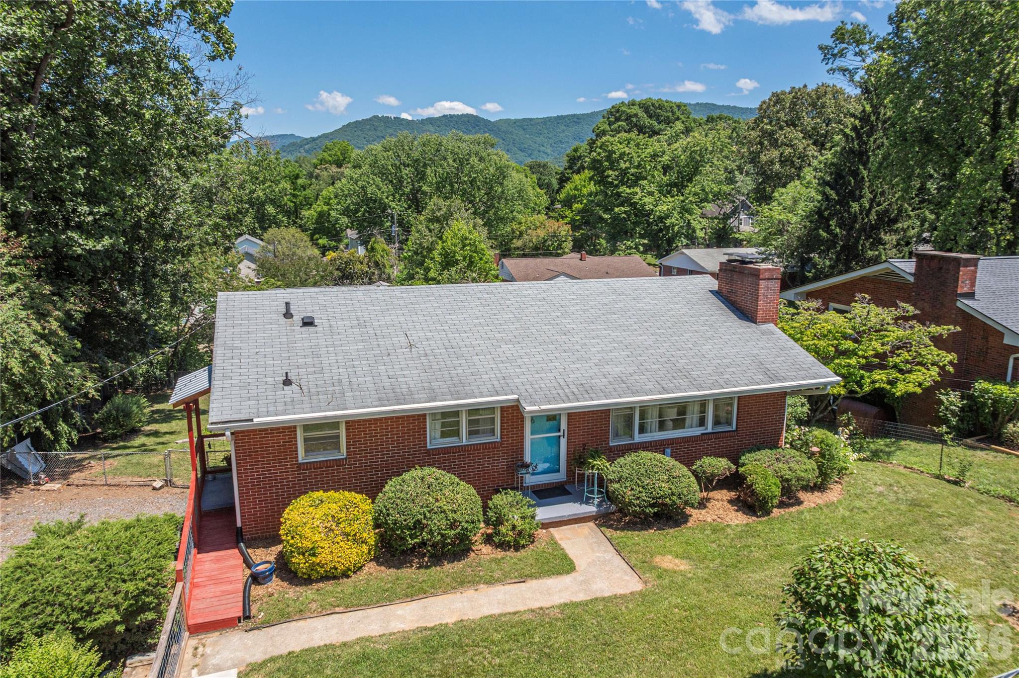 16 Oteen Church Road